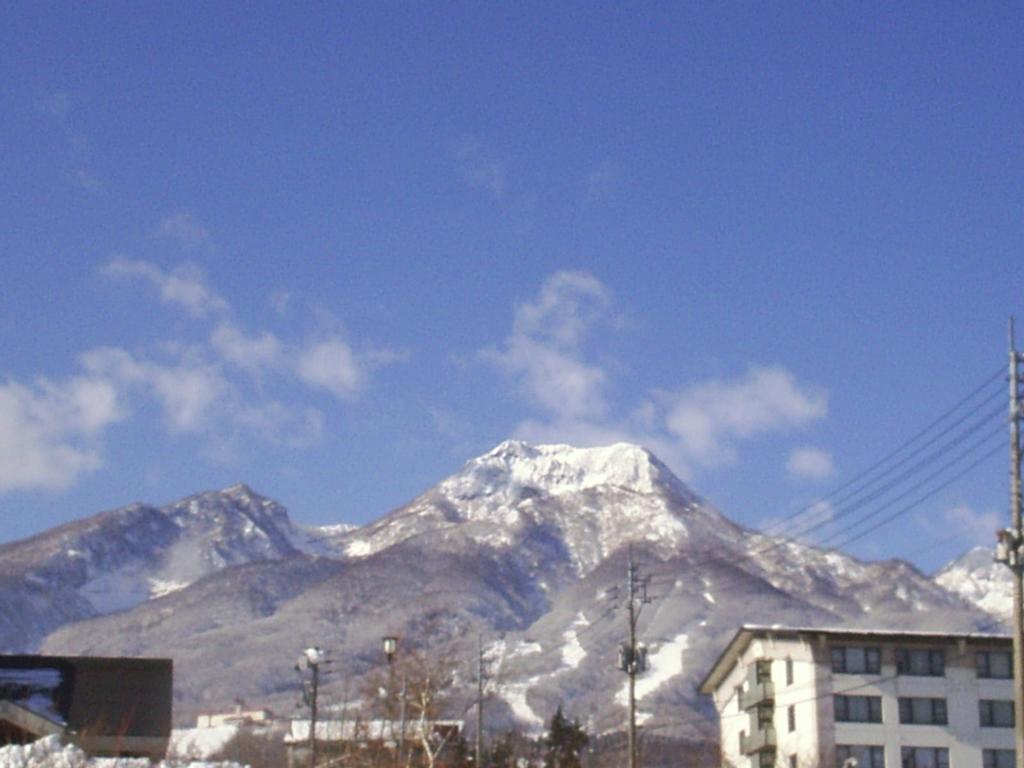 Akakura Yours Inn Myōkō Exterior foto